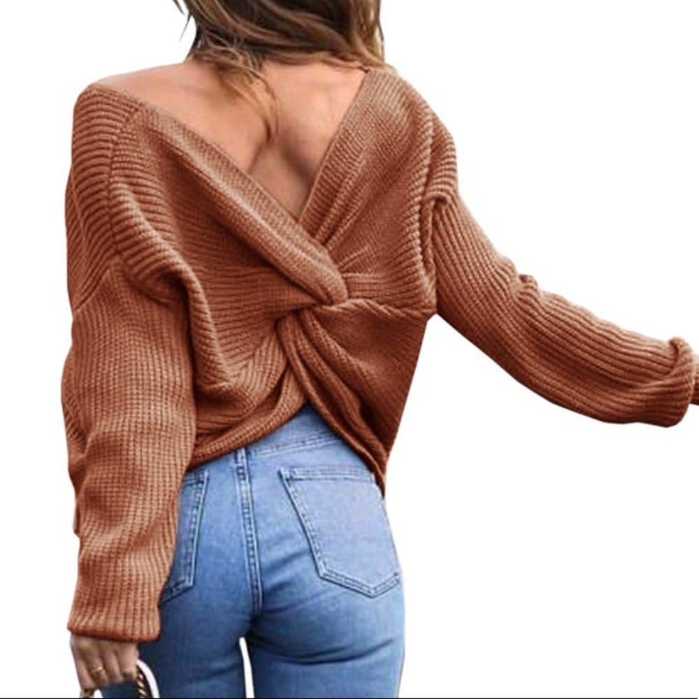 Adorable chunky oversized open twist back sweater